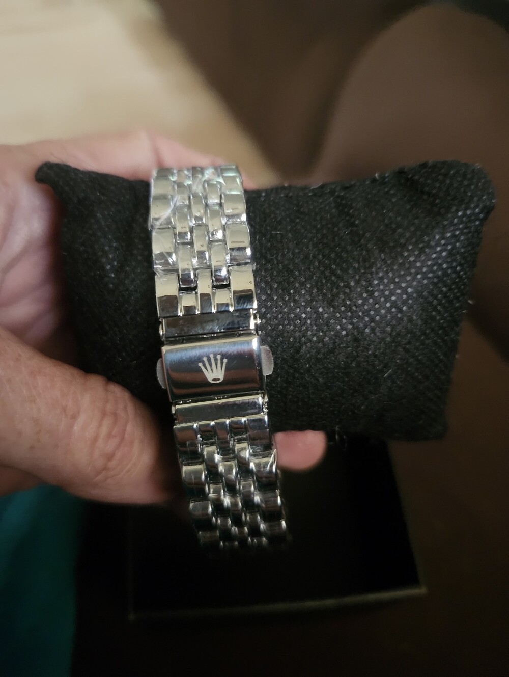 Silver Tone Fashion Inspired Watch - Picture 3 of 4